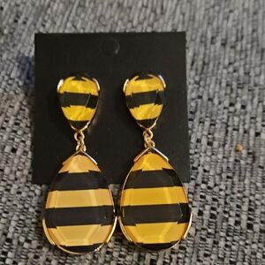 Elegant Gold and Black Striped Drop Earrings